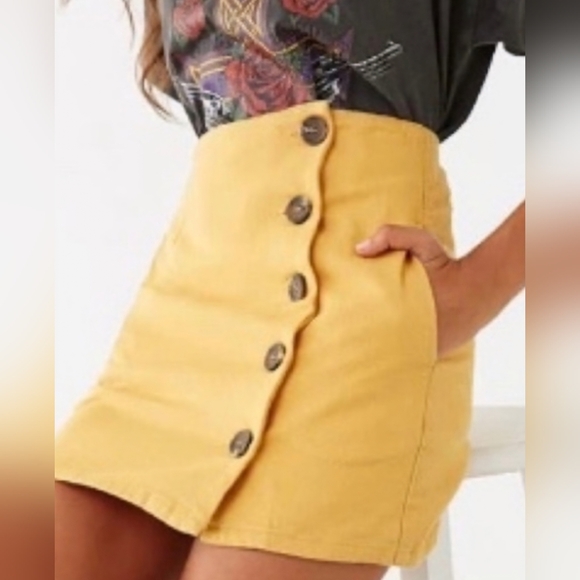 Chloe & Katie Mini Skirt W/ Pockets, Yellow Mini Skirt, XL Extra Large - Picture 7 of 7